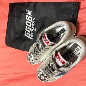 Golden goose